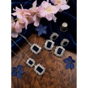 Stylish Women's Brass Silver Plated Pendant Set